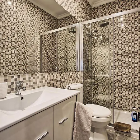 Apartment Angel S Chic Duplex Lisbon